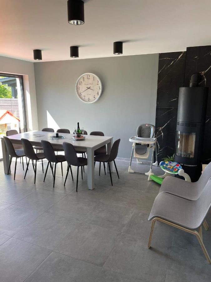 Apartament Nadziei フミエルノ エクステリア 写真